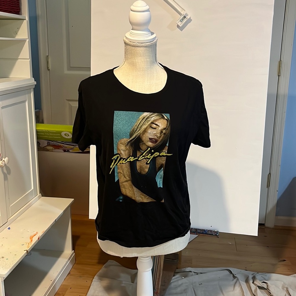 Target Dua Lipa Graphic Tee